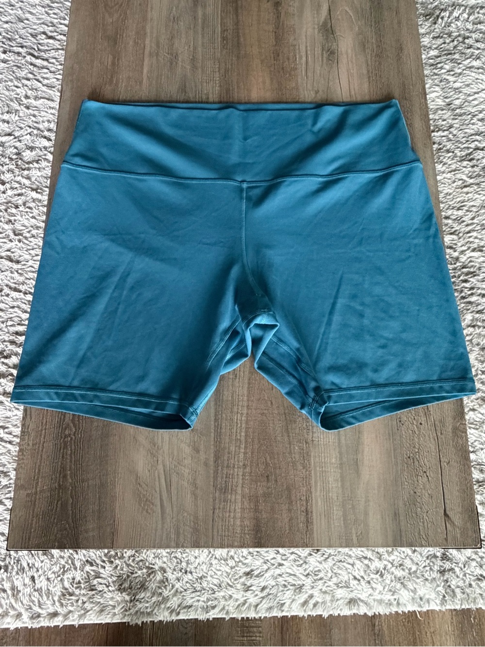 RARE Lululemon Align Shorts 8” Sz 20 *Desert Teal* 🩵💚